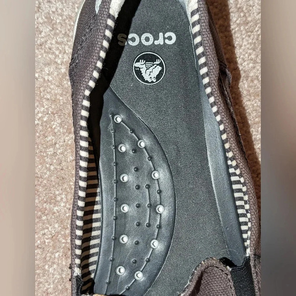 Crocs Women's Walu Canvas Loafer Brown Slip On Shoes Size 11 - Picture 7 of 11